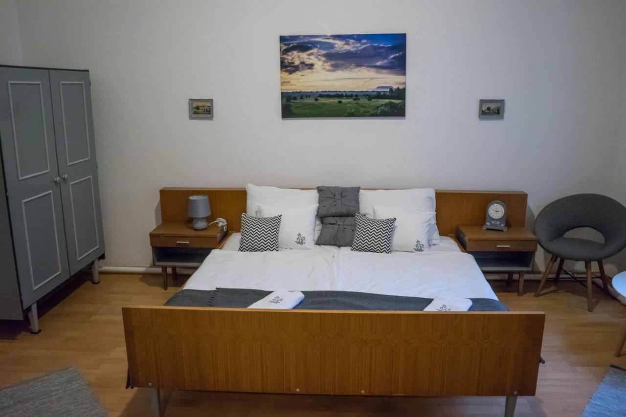 Servus Vendeghaz 2 Lengyeltoti Buitenkant foto